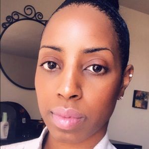 Meet your Posher, Ziare-michelle